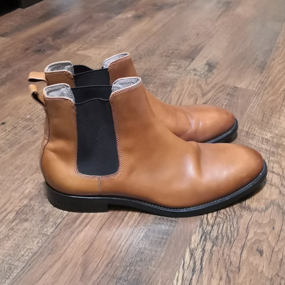 Banana Republic Men’s Tan Chelsea Leather Ankle Boots Size 9